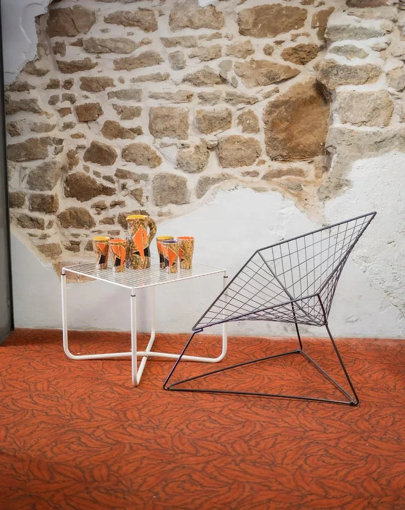 Donna, la table basse en métal N°472