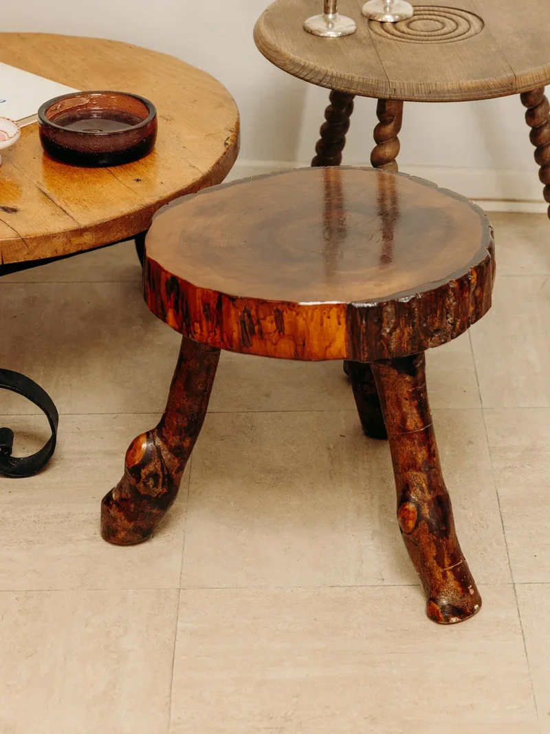 Francine, la table d'appoint brutaliste N°495