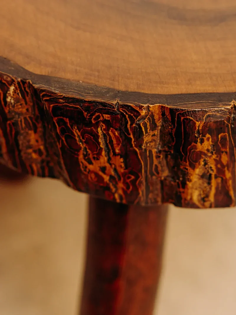 Francine, la table d'appoint brutaliste N°495