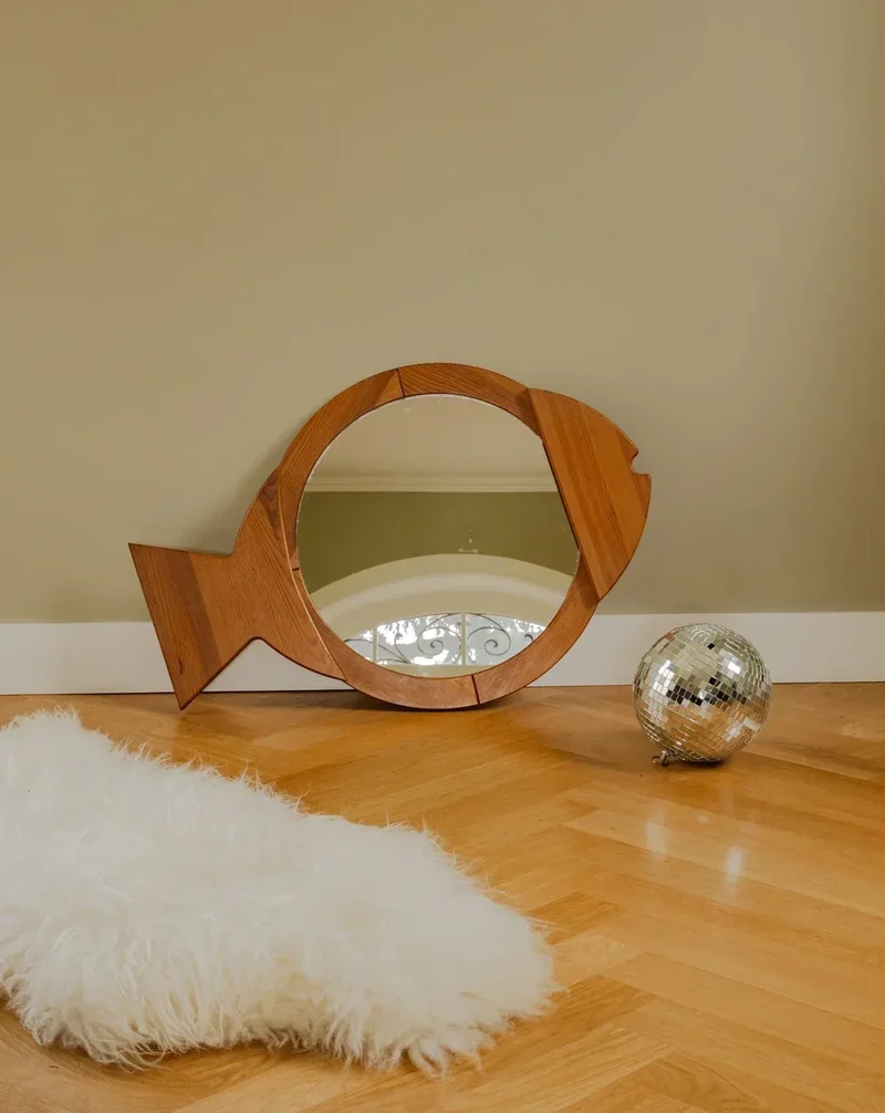 Igor, le miroir en bois N°820