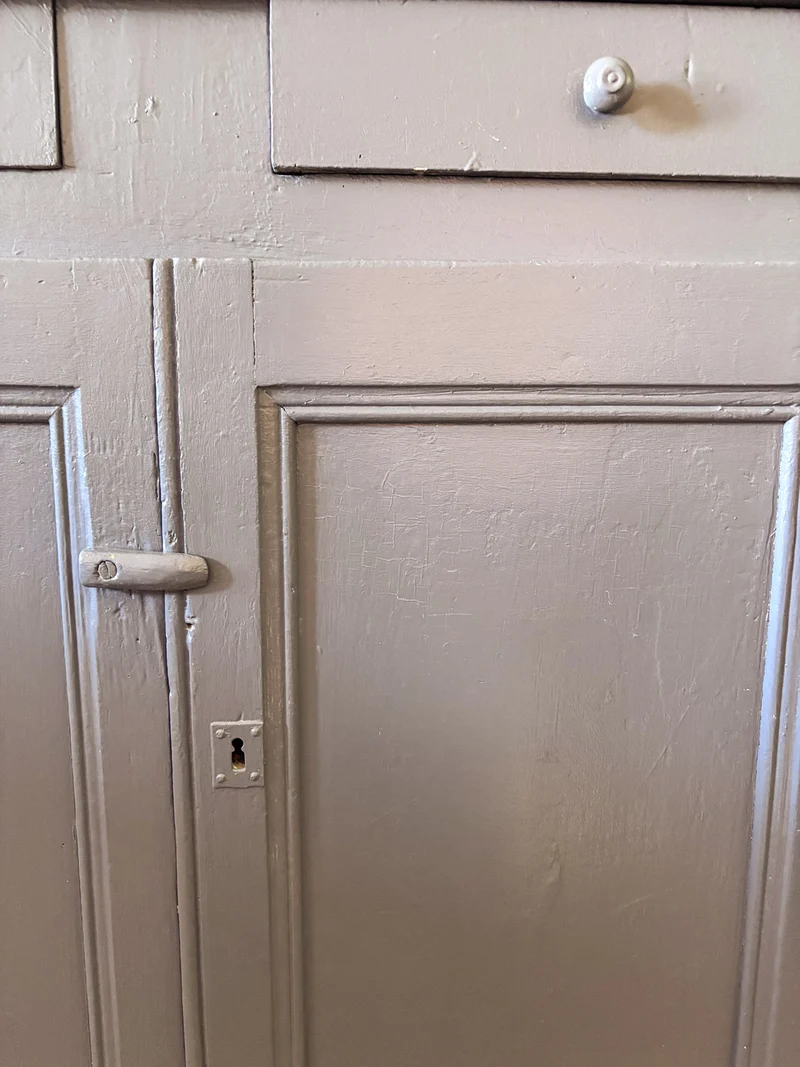 Gilbert, le buffet parisien en bois N°485
