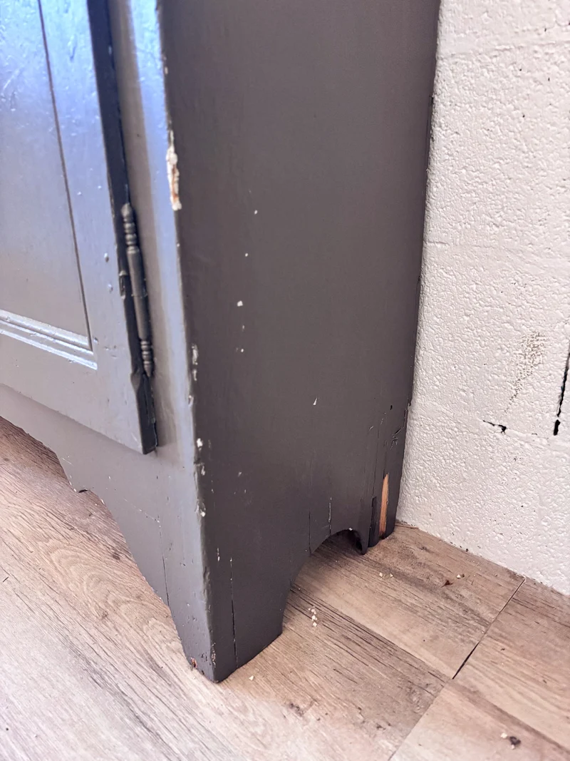 Gilbert, le buffet parisien en bois N°485