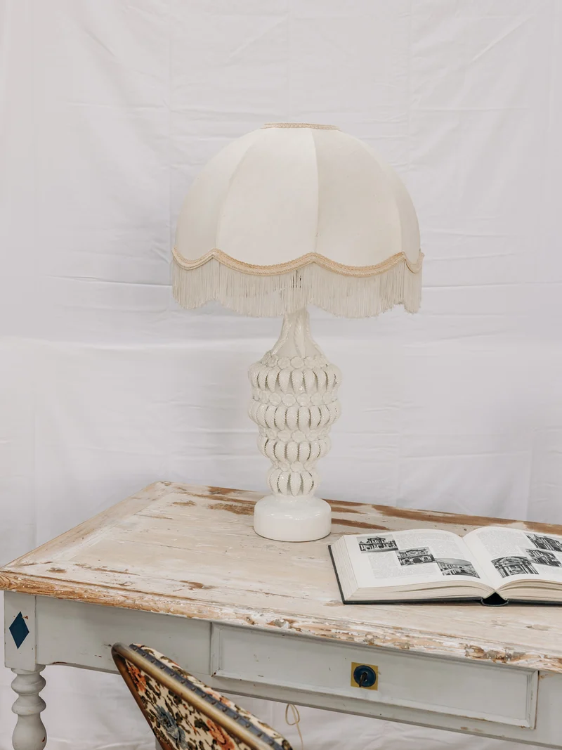 Julia, la lampe à poser en faïence italienne N°462