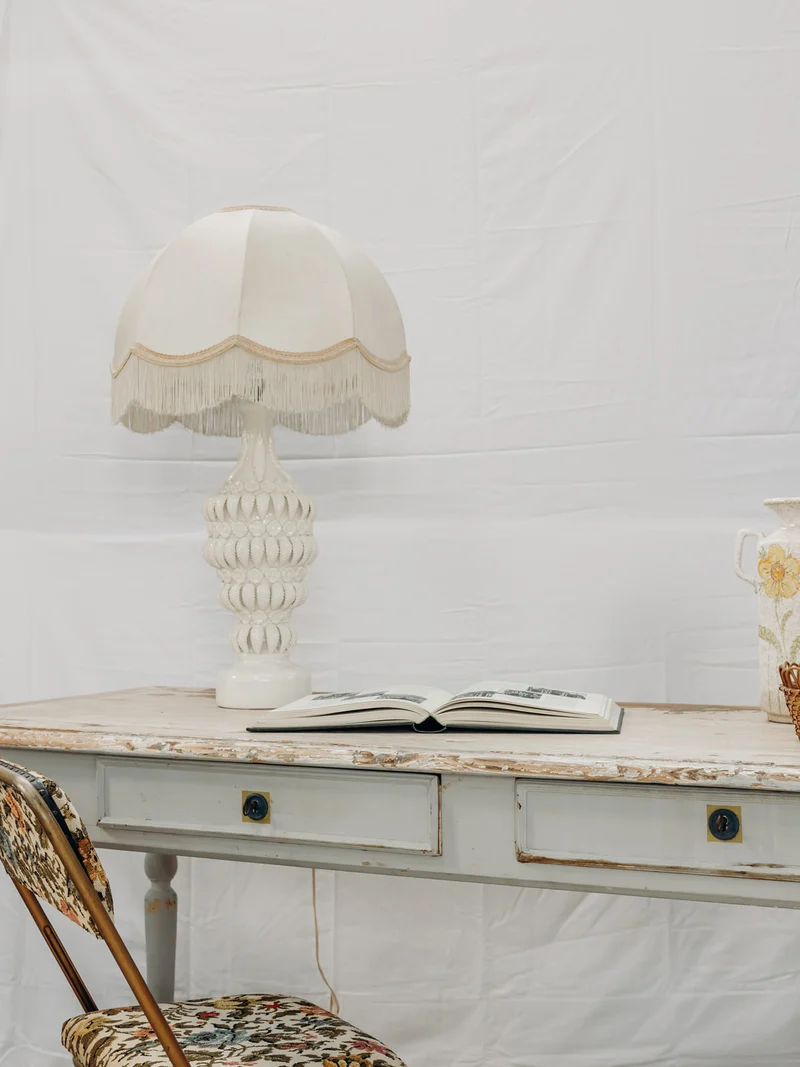 Julia, la lampe à poser en faïence italienne N°462