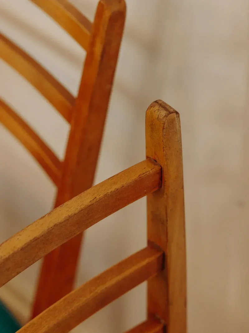 Alma, la chaise en bois verte N°869