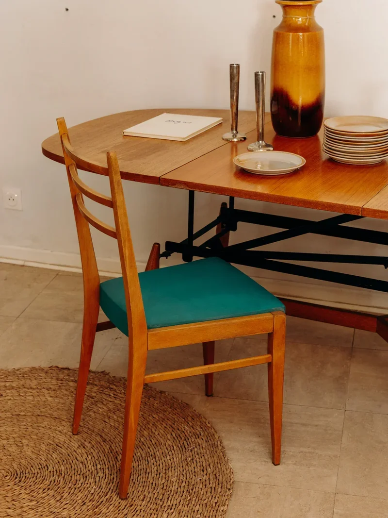 Karla, la table à manger transformable N°404