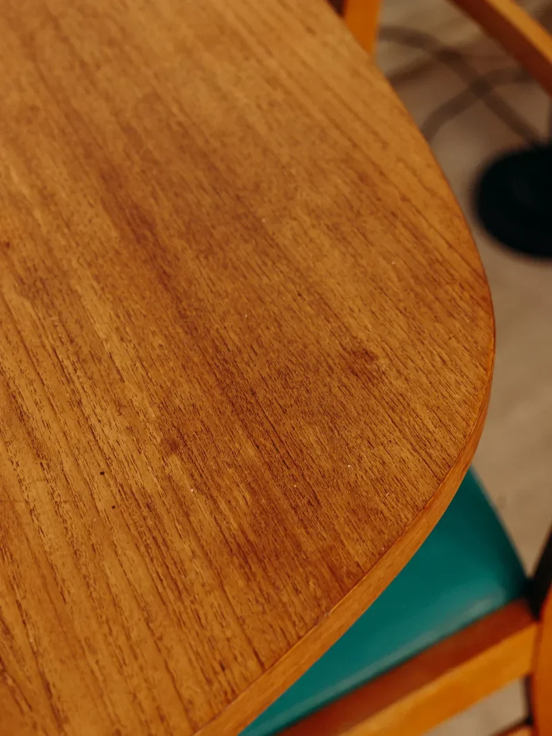 Karla, la table à manger transformable N°404