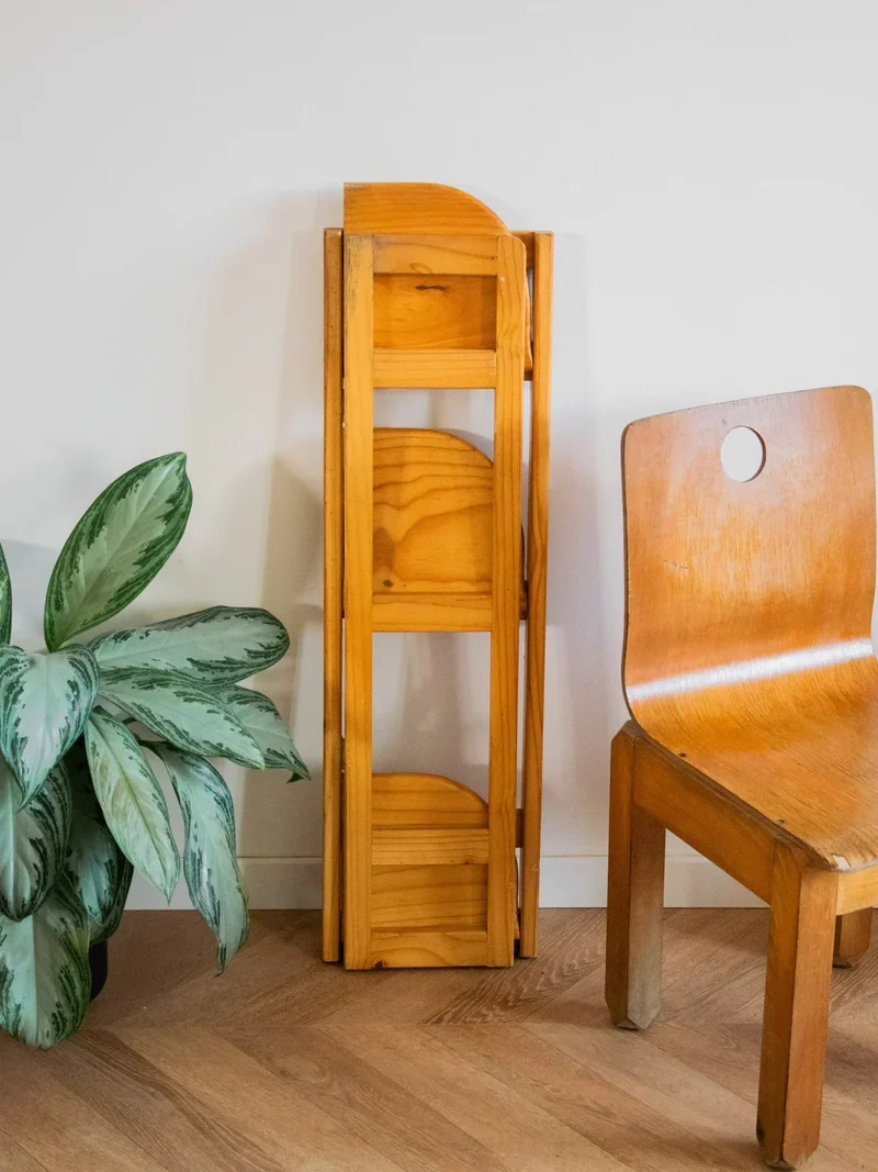 Gaëlle, l'étagère pliable en bois N°229