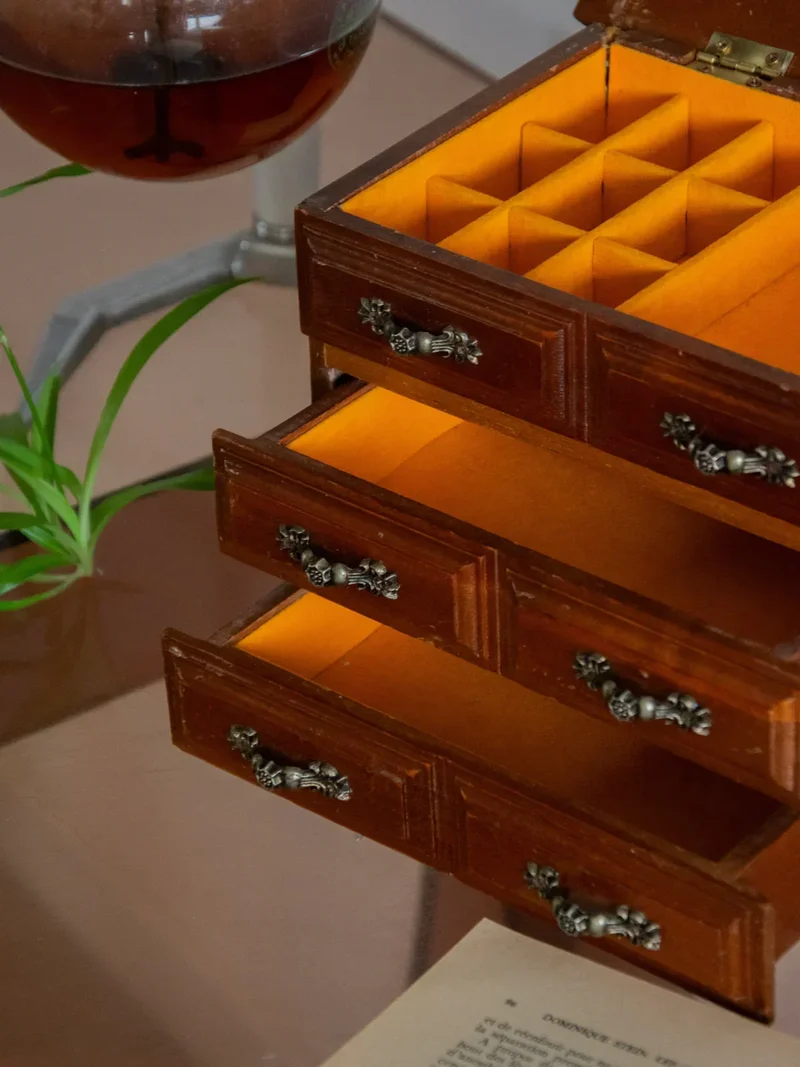 Ambroise, la boite de rangement en bois N°682
