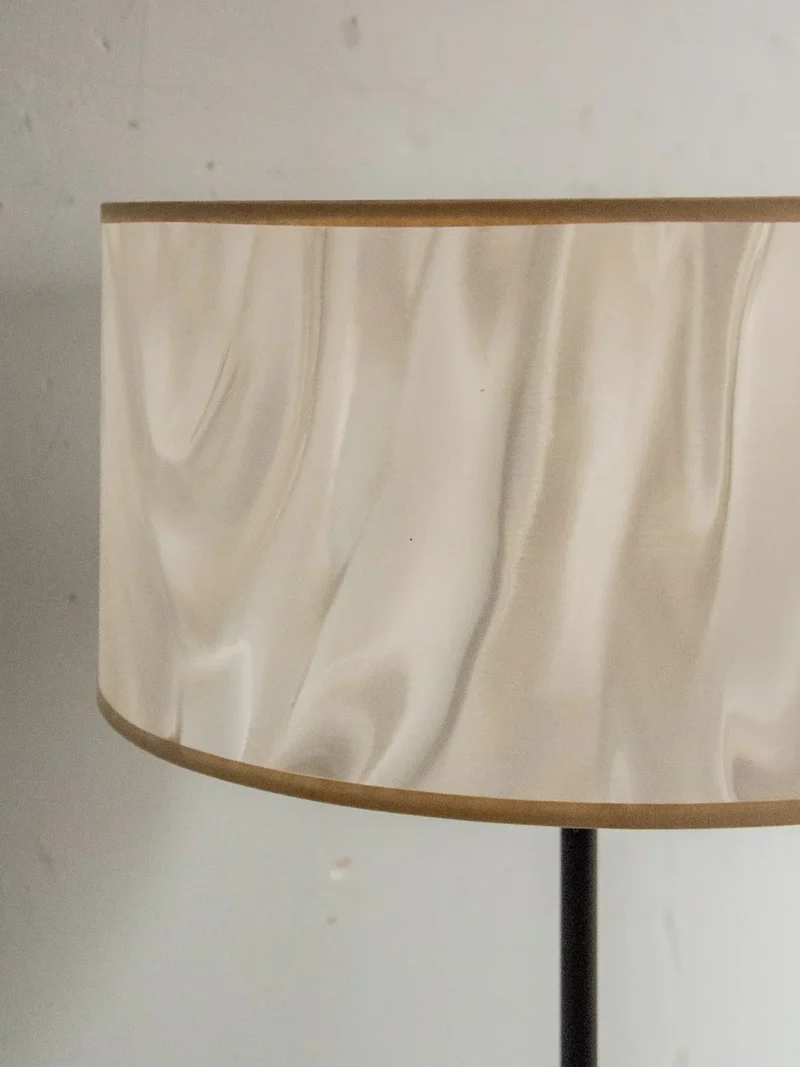 Julien, le lampadaire nacré en métal N°213