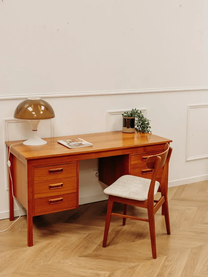 Yvan, le bureau scandinave N°160