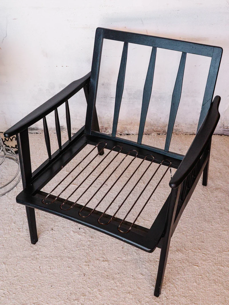 Jakob, le fauteuil en tissu N°654
