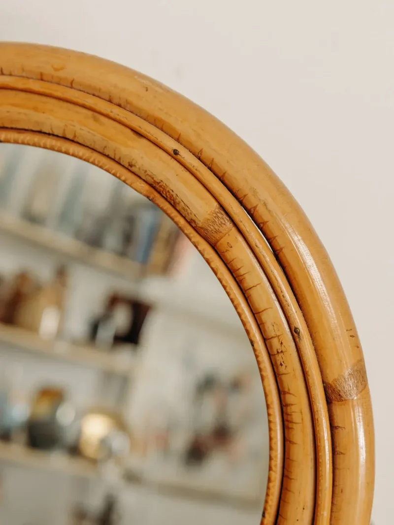 Igor, le miroir sur pied en rotin N°816