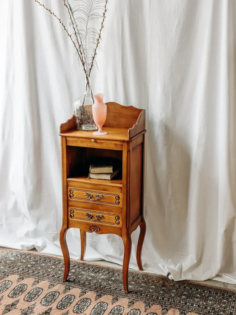 Gilbert, le meuble d'appoint en bois N°426
