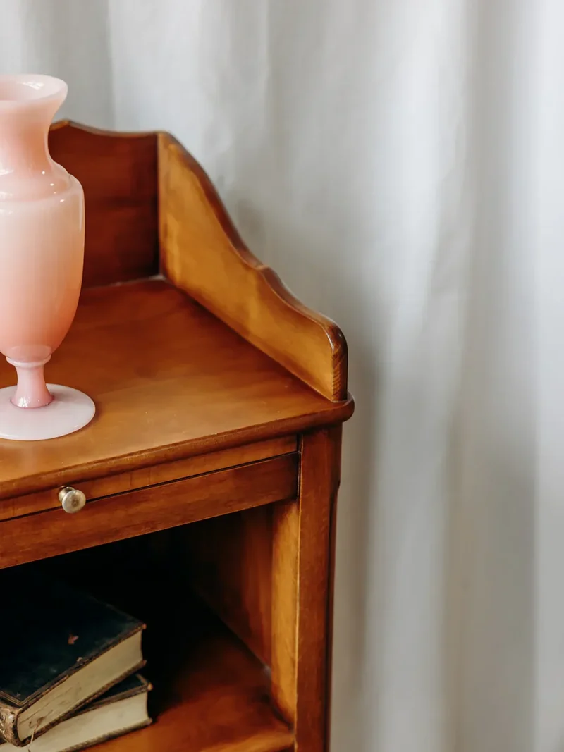 Gilbert, le meuble d'appoint en bois N°426