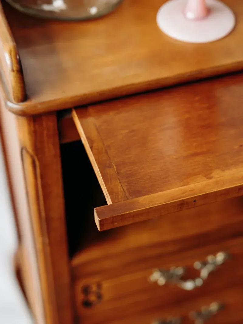 Gilbert, le meuble d'appoint en bois N°426