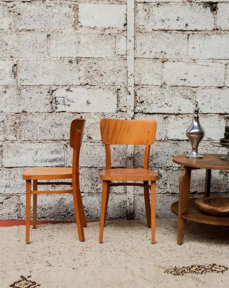 Claude, la paire de chaises Thonet N°1020