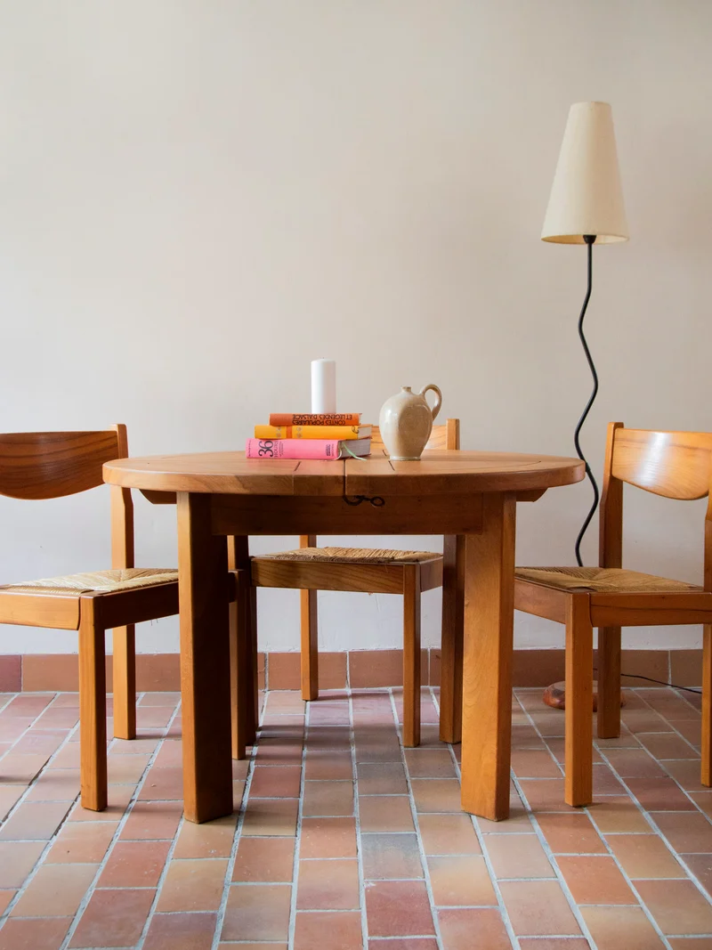 Karla, la table à manger en orme massif N°426