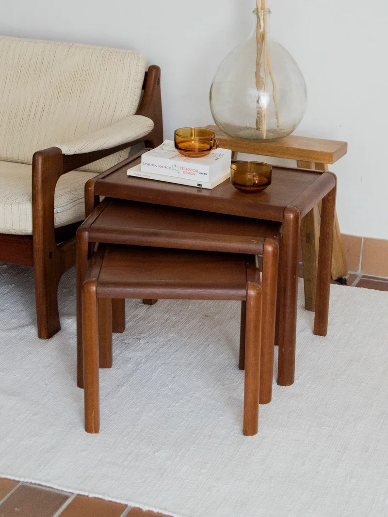 Barbara, les tables gigognes en bois N°92