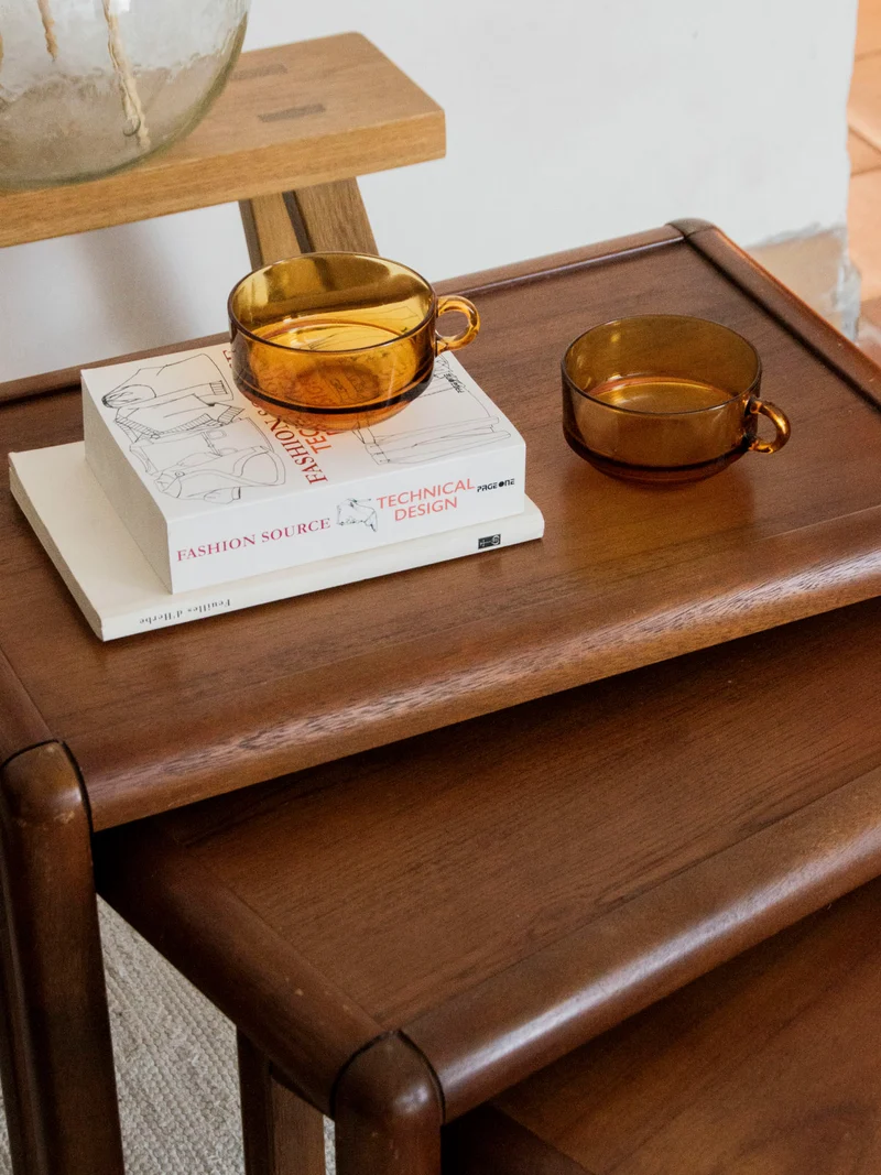 Barbara, les tables gigognes en bois N°92
