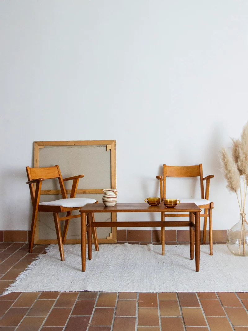 Donna, la table basse en bois foncé N°559