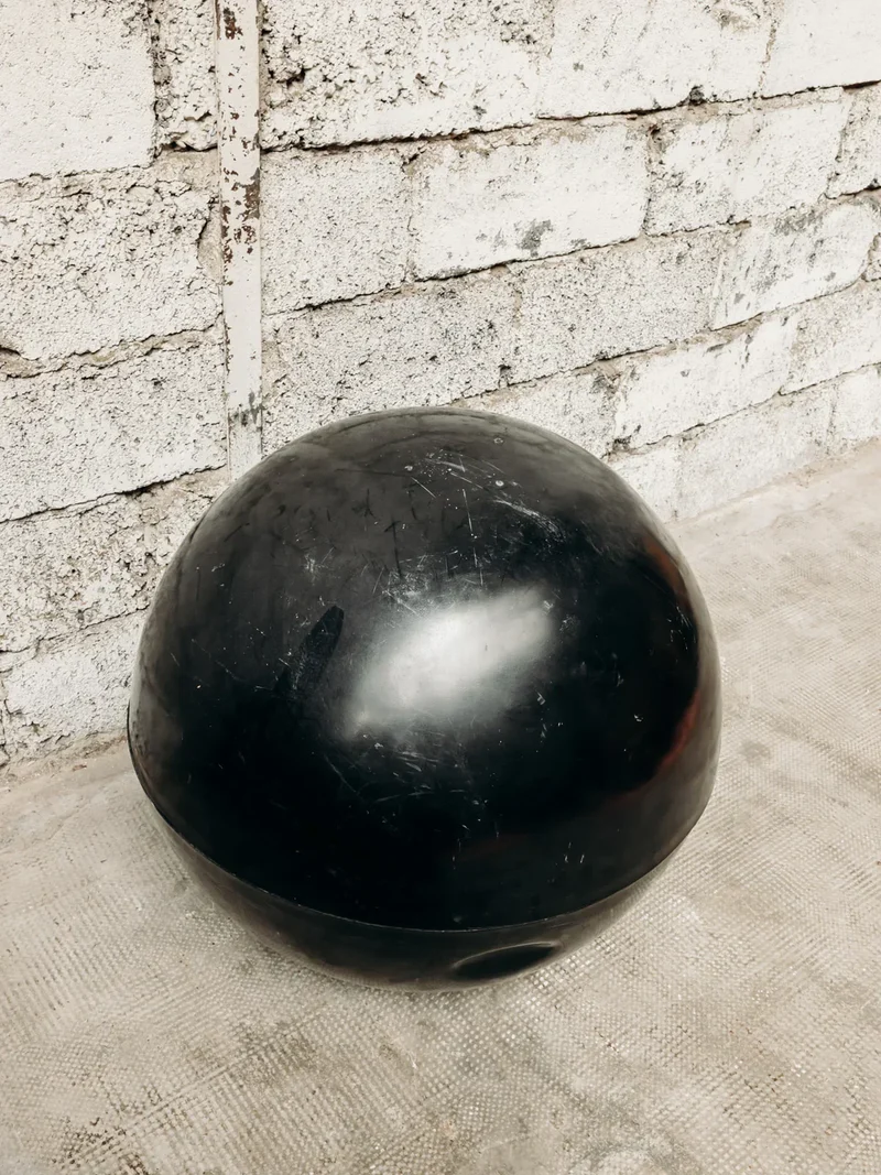 Jakob, le fauteuil Ball space age N°456