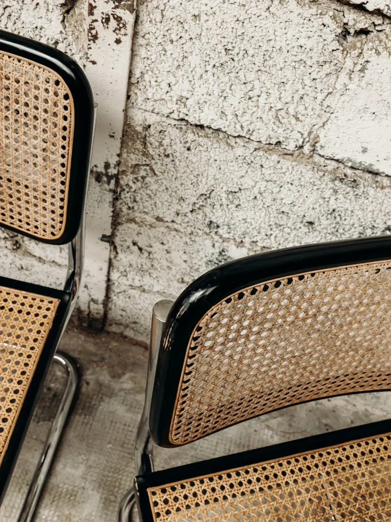 Alma, la paire de chaises Breuer N°536