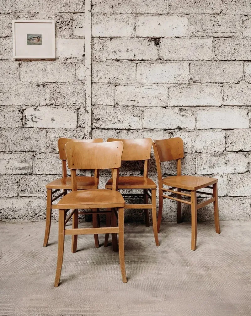 Claude, le lot de 4 chaises bistrot N°573