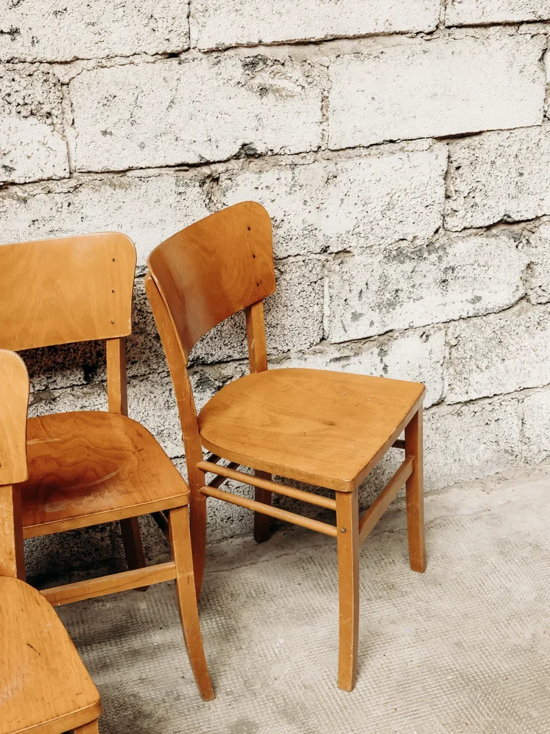 Claude, le lot de 4 chaises bistrot N°573