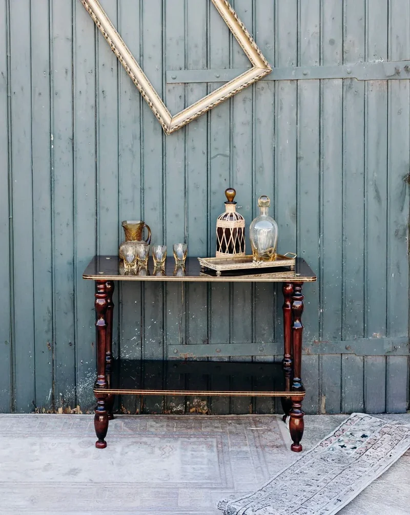 Francine, la table d'appoint en bois N°453