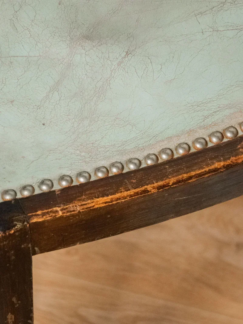 Claude, la chaise en bois N°793