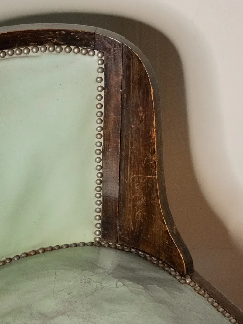 Claude, la chaise en bois N°792