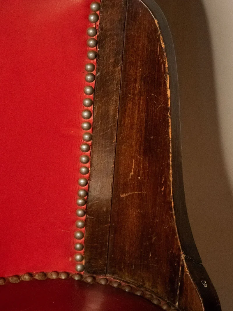 Claude, la chaise en bois N°791