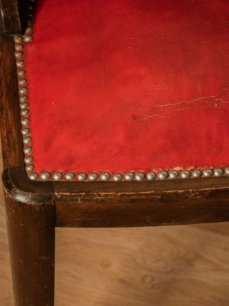 Claude, la chaise en bois N°791