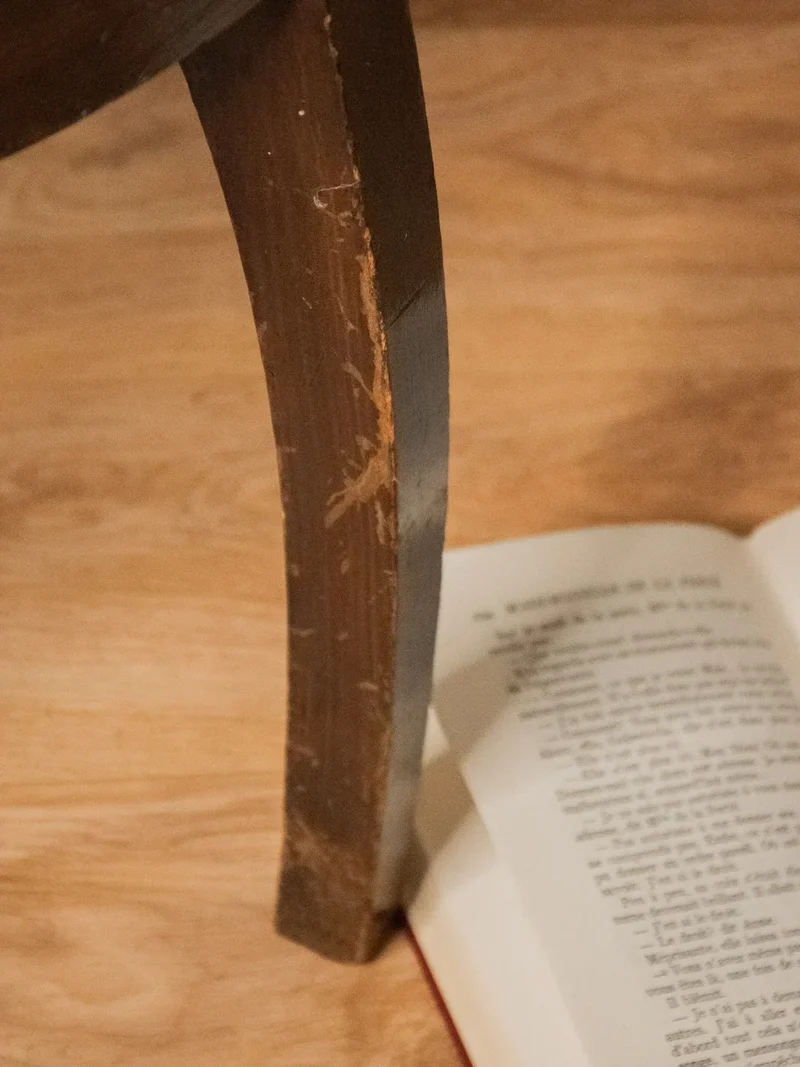 Claude, la chaise en bois N°791