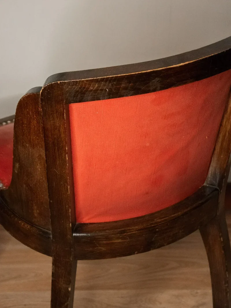 Claude, la chaise en bois N°789