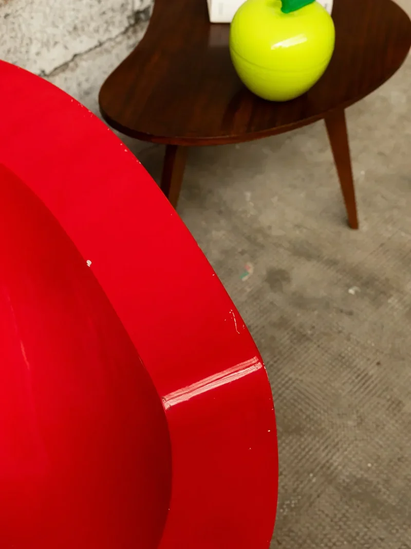 Jakob, le fauteuil rouge 70's N°452