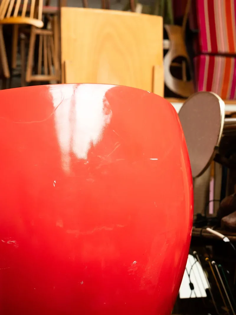 Jakob, le fauteuil rouge 70's N°452