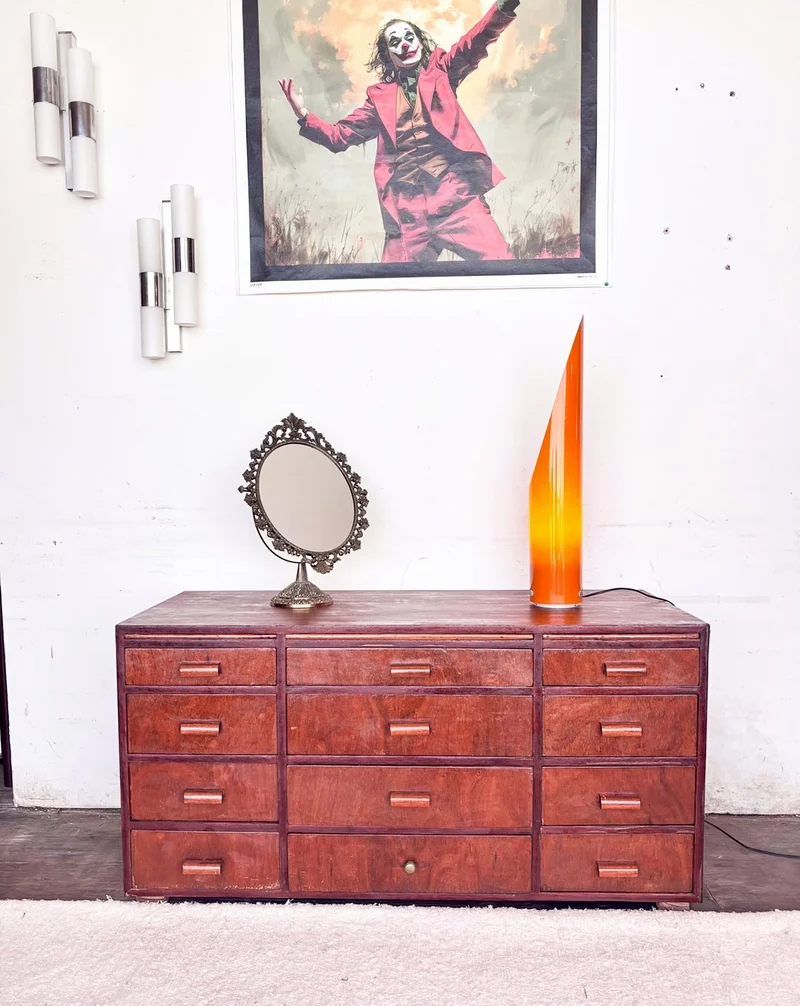 Fernand, le meuble de métier N°90