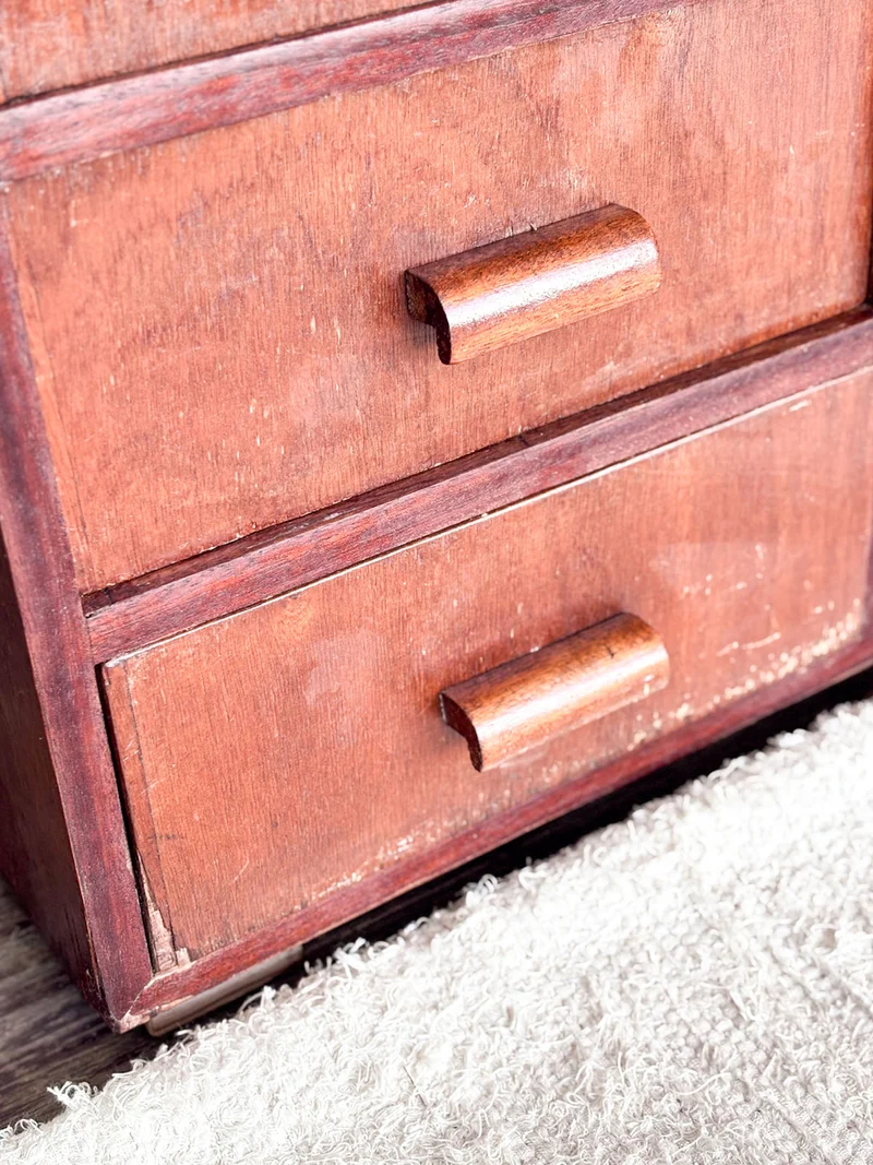 Fernand, le meuble de métier N°90