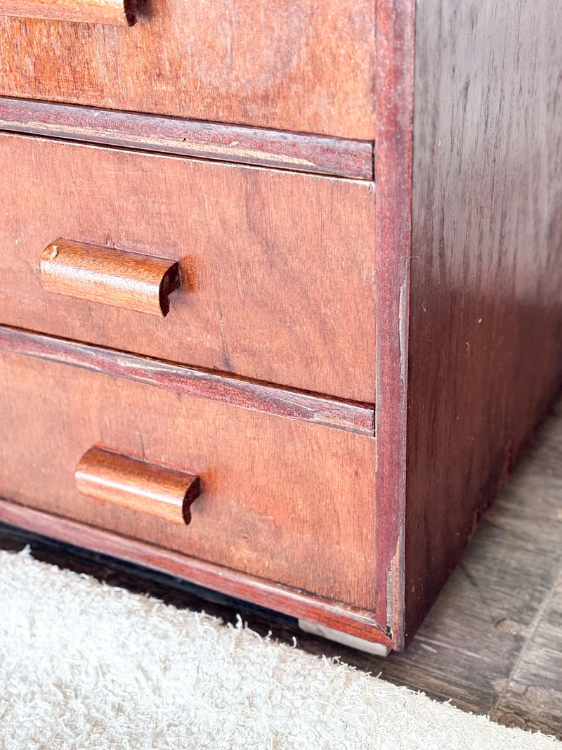 Fernand, le meuble de métier N°90