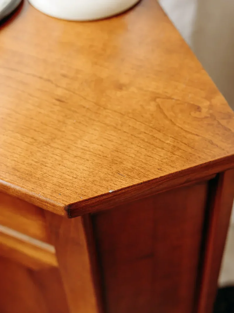 Gilbert, le buffet d'angle en bois N°423