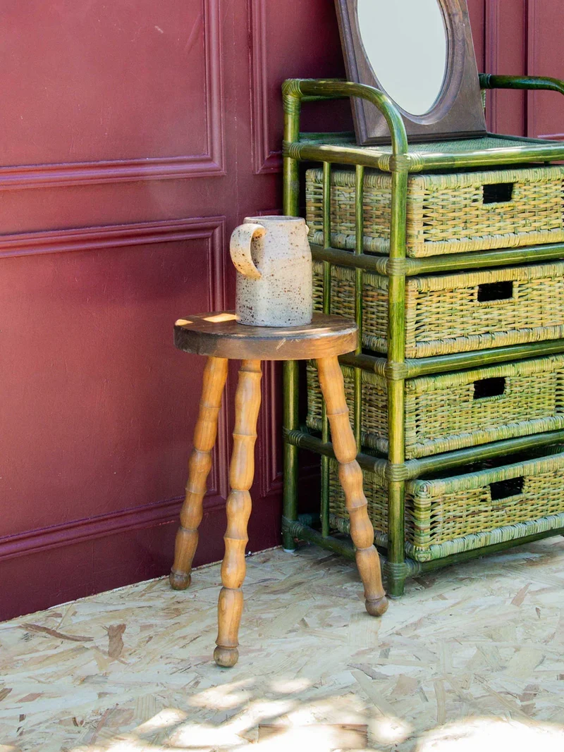 Regis, le tabouret en bois N°517