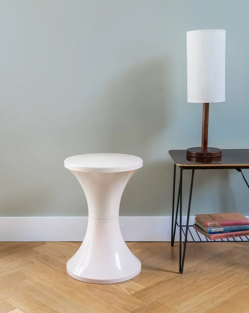 Axel, le tabouret en plastique N°423