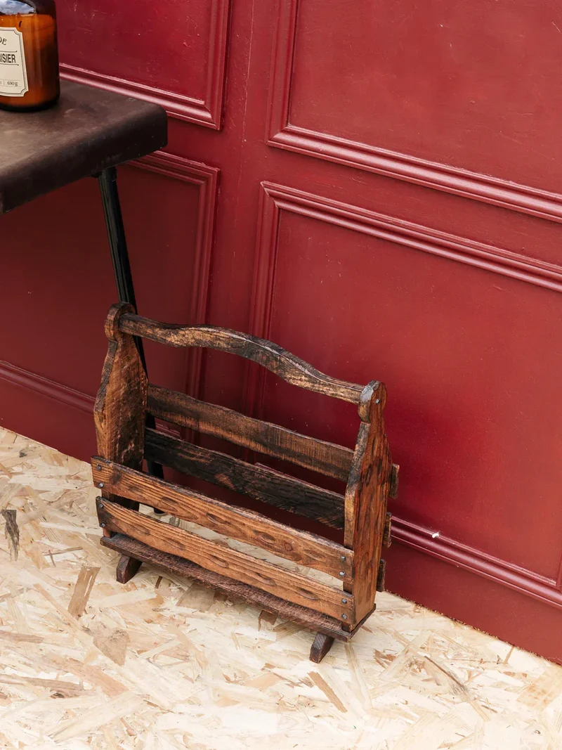 Désiré, le porte-revues en bois N°76