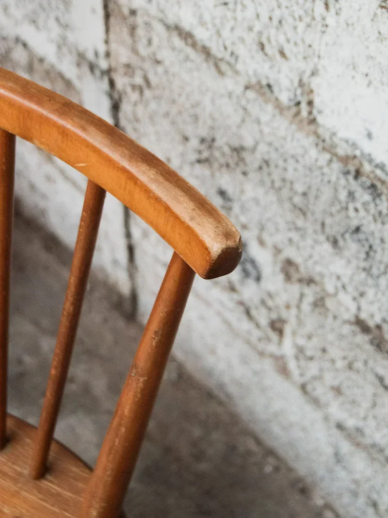 Alma, la paire de chaises en bois N°729