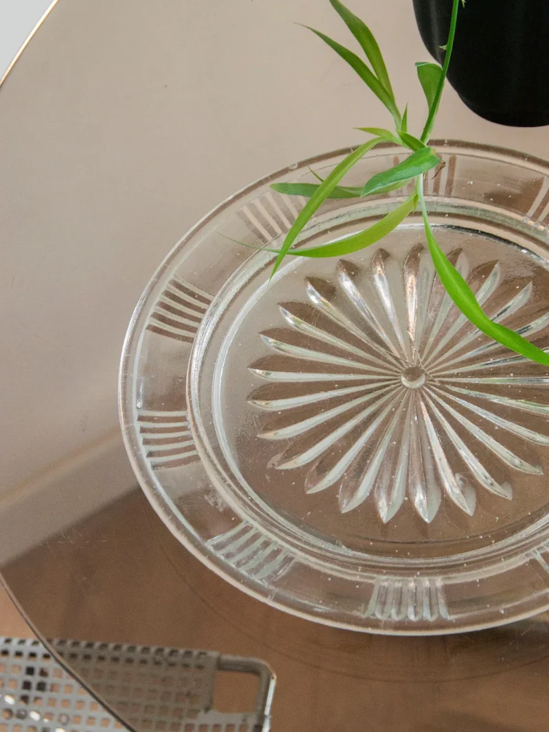 Antoinette, l'assiette vintage en verre N°134