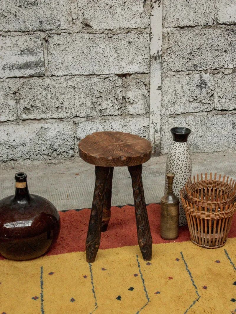 Regis, le tabouret brutaliste N°636