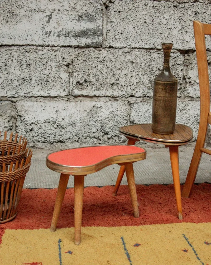 Hanna, la table d'appoint haricot N°581