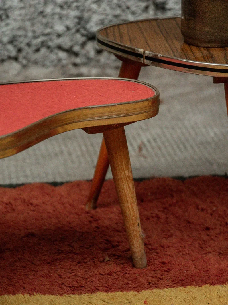Hanna, la table d'appoint haricot N°581